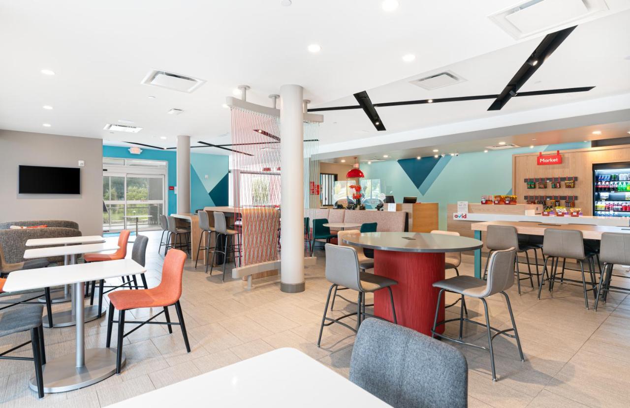 Avid Hotel Summerville By Ihg Екстериор снимка