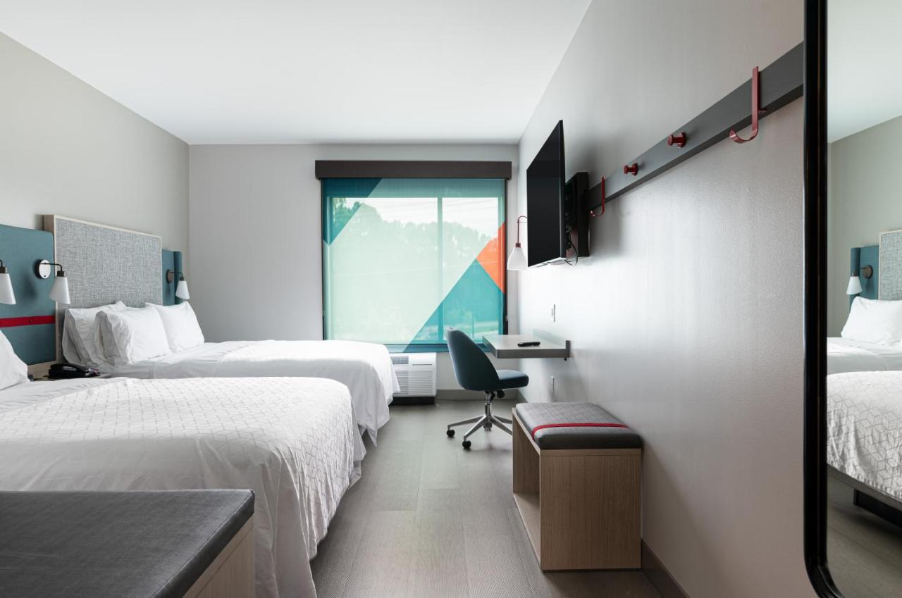 Avid Hotel Summerville By Ihg Екстериор снимка