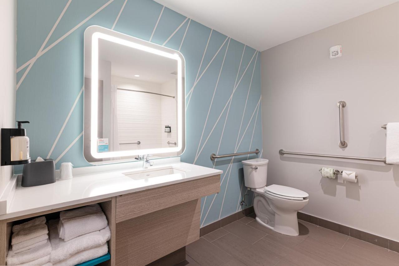Avid Hotel Summerville By Ihg Екстериор снимка